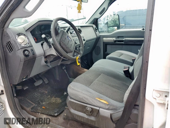 2016 Ford F-250 Lariat z VIN 1FT7W2BTXGEC52786, wystawiony jako Copart lot #57510955 z przebiegiem 599 095 mil mil oraz Czysty tytuł • Clean title. Historia ofert i sprzedaży dostępna na DreamBid. Obrazek 7.