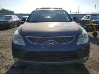 2009 Hyundai Veracruz GLS z VIN KM8NU73C69U083122, wystawiony jako Copart lot #61738795 z przebiegiem 175 317 mil mil oraz Czysty tytuł • Clean title. Historia ofert i sprzedaży dostępna na DreamBid. Obrazek 5.