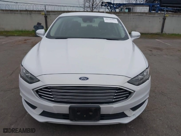 2018 Ford Fusion SE with VIN 3FA6P0HD7JR227772, listed as a IAAI auction lot 41736163 with 117,983 mi miles. Bid and sale history available at carsss.com. Image 6.
