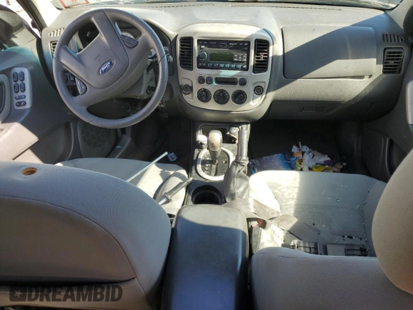2006 Ford Escape XLT with VIN 1FMYU03Z16KB00067, listed as a Copart auction lot 75921424 with 0 mi miles and Salvage Title. Bid and sale history available at carsss.com. Image 8.
