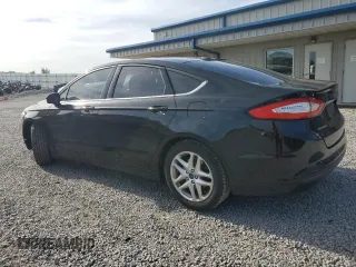 2016 Ford Fusion SE with VIN 3FA6P0H72GR392017, listed as a Copart auction lot 53398585 with 131,435 mi miles and Salvage title. Bid and sale history available at DreamBid. Image 2.