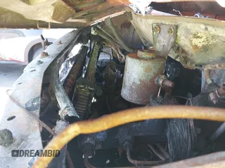 2001 GMC Savana z VIN 1GTHG39R011142555, wystawiony jako IAAI lot #40275527 z przebiegiem Nie podano mil oraz . Historia ofert i sprzedaży dostępna na DreamBid. Obrazek 10.