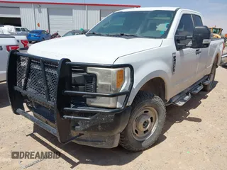 2017 Ford F-250 XLT with VIN 1FT7X2B61HEF18219, listed as a IAAI auction lot 42256823 with 174,381 mi miles and . Bid and sale history available at DreamBid. Image 2.