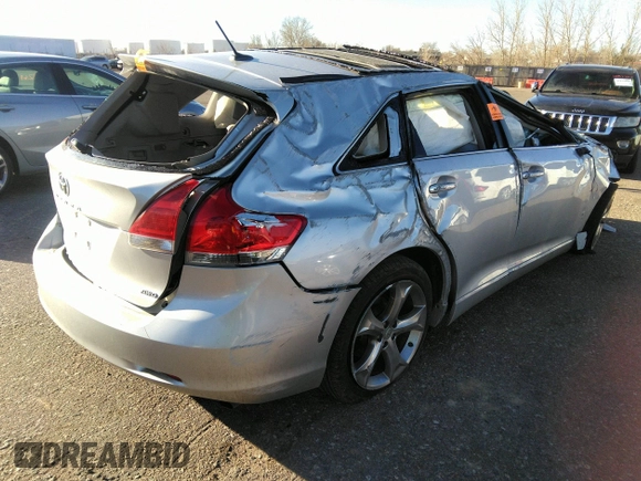 2010 Toyota Venza with VIN 4T3BK3BB0AU045200, listed as a IAAI auction lot 41813981 with Not Provided miles and . Bid and sale history available at carsss.com. Image 4.
