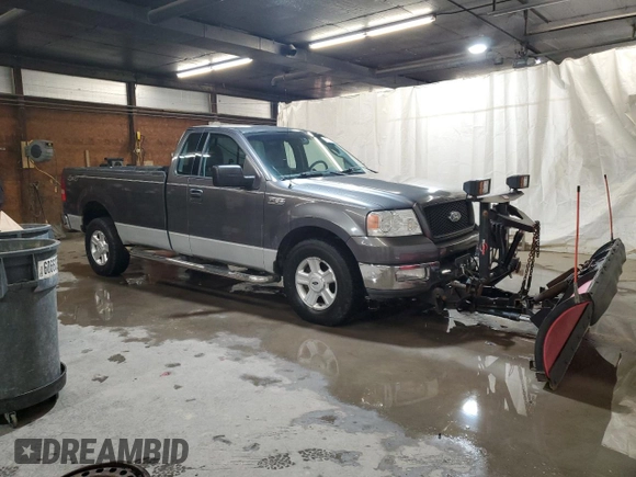2004 Ford F-150 XL with VIN 1FTRF14W64NB86078, listed as a Copart auction lot 47016825 with 133,716 mi miles and Clean Title. Bid and sale history available at DreamBid. Image 4.