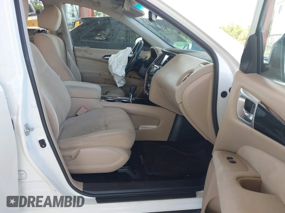 2016 Nissan Pathfinder S with VIN 5N1AR2MN8GC637220, listed as a IAAI auction lot 42382682 with 237,881 mi miles and . Bid and sale history available at DreamBid. Image 5.