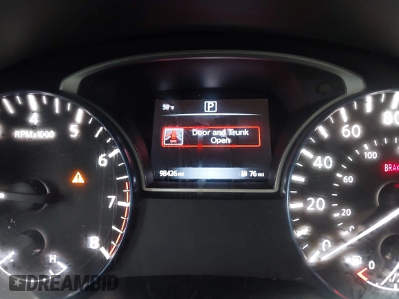 2017 Nissan Altima SV z VIN 1N4AL3AP7HC218462, wystawiony jako IAAI lot #42189510 z przebiegiem 98 426 mil mil oraz . Historia ofert i sprzedaży dostępna na DreamBid. Obrazek 16.