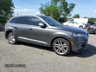 2018 Audi Q7 Prestige with VIN WA1VAAF72JD032076, listed as a Copart auction lot 57638005 with 211,242 mi miles and Salvage title. Bid and sale history available at DreamBid. Image 4.