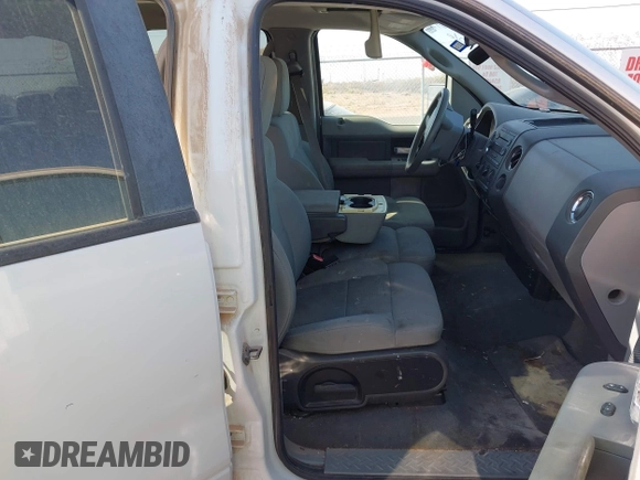 2007 Ford F-150 XLT z VIN 1FTPW12V17KD07249, wystawiony jako IAAI lot #41904403 z przebiegiem 125 852 mil mil oraz . Historia ofert i sprzedaży dostępna na DreamBid. Obrazek 5.