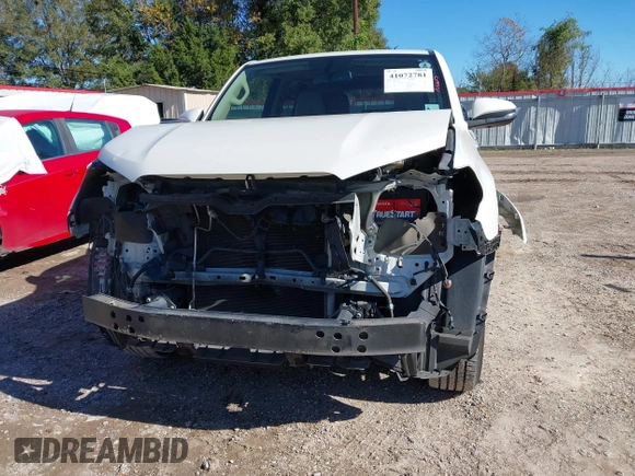 2014 Toyota 4Runner SR5 with VIN JTEZU5JR7E5082045, listed as a IAAI auction lot 41072781 with 149,510 mi miles and . Bid and sale history available at DreamBid. Image 6.