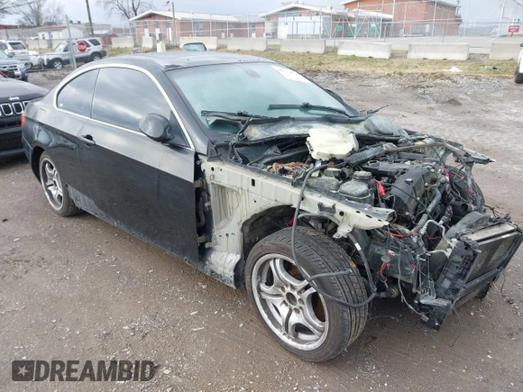 2008 BMW 3 Series 328xi z VIN WBAWC33568PD08951, wystawiony jako IAAI lot #41572838 z przebiegiem Nie podano mil oraz . Historia ofert i sprzedaży dostępna na DreamBid. Obrazek 1.