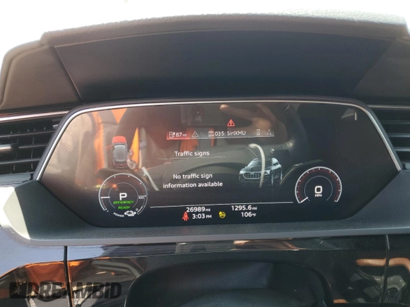 2021 Audi e-tron Sportback Prestige z VIN WA13ABGE6MB007966, wystawiony jako Copart lot #64278064 z przebiegiem 26 989 mil mil oraz Szkody całkowita. Historia ofert i sprzedaży dostępna na DreamBid. Obrazek 9.