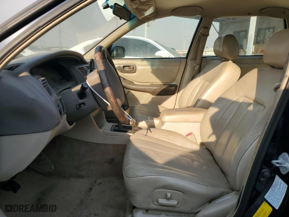 1999 Toyota Avalon XL with VIN 4T1BF18B1XU295644, listed as a Copart auction lot 85610884 with NaN miles and Salvage Title. Bid and sale history available at carsss.com. Image 7.
