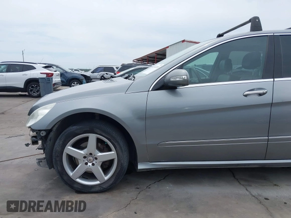 2010 Mercedes-Benz R 350 with VIN 4JGCB6FE2AA111332, listed as a IAAI auction lot 42043115 with 159,760 mi miles and . Bid and sale history available at DreamBid. Image 19.