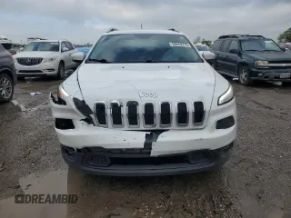 2016 Jeep Cherokee Altitude with VIN 1C4PJLCB2GW362817, listed as a Copart auction lot 50652775 with 83,787 mi miles and Salvage title. Bid and sale history available at DreamBid. Image 5.