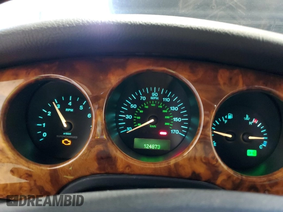 2001 Jaguar XJ with VIN SAJDA25B01MF26440, listed as a Copart auction lot 83933224 with 124,873 mi miles and Clean Title. Bid and sale history available at DreamBid. Image 9.