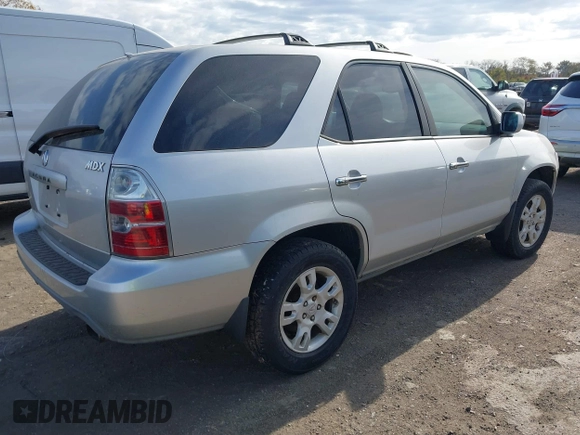 2005 Acura MDX with VIN 2HNYD18275H516534, listed as a IAAI auction lot 40748309 with 195,027 mi miles. Bid and sale history available at carsss.com. Image 4.