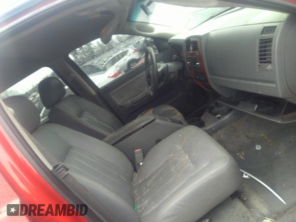 2005 Dodge Dakota SLT with VIN 1D7HE48N65S275384, listed as a IAAI auction lot 37842815 with Not Provided miles. Bid and sale history available at carsss.com. Image 5.