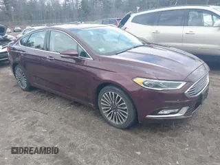 2017 Ford Fusion SE with VIN 3FA6P0HD5HR268475, listed as a IAAI auction lot 41933929 with 27,047 mi miles. Bid and sale history available at carsss.com. Image 1.