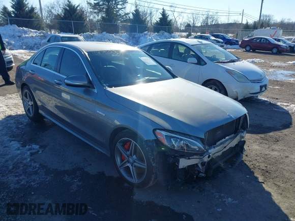 2015 Mercedes-Benz C-Class C 400 with VIN 55SWF6GB7FU018295, listed as a IAAI auction lot 41217523 with 120,822 mi miles. Bid and sale history available at carsss.com. Image 1.
