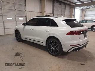 2021 Audi Q8 Prestige z VIN WA1FVAF18MD026128, wystawiony jako IAAI lot #41254457 z przebiegiem 67 148 mil mil oraz . Historia ofert i sprzedaży dostępna na DreamBid. Obrazek 3.