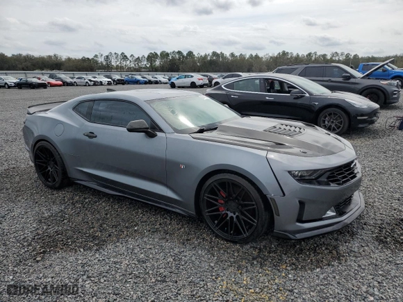 2019 Chevrolet Camaro 1LT with VIN 1G1FB1RSXK0115361, listed as a Copart auction lot 85612154 with 26,810 mi miles and Salvage Title. Bid and sale history available at carsss.com. Image 4.