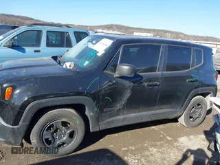 2017 Jeep Renegade Sport with VIN ZACCJAAB7HPF43822, listed as a IAAI auction lot 41752500 with Not Provided miles and . Bid and sale history available at DreamBid. Image 13.