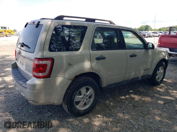 2008 Ford Escape XLT с VIN 1FMCU03168KC15402, выставлен на аукционе Copart как лот 61370205 с пробегом 215 441 миль миль и Чистый • Clean title. История ставок и продаж доступна на DreamBid. Изображение 3.