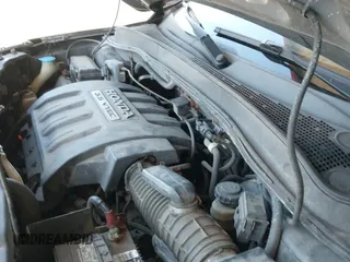 2006 Honda Pilot EX-L with VIN 5FNYF18746B013563, listed as a IAAI auction lot 42604056 with 250,068 mi miles and . Bid and sale history available at DreamBid. Image 12.