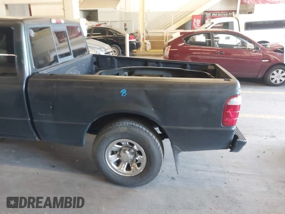 2001 Ford Ranger XLT Appearance with VIN 1FTYR14E51PA38398, listed as a IAAI auction lot 40142183 with 220,681 mi miles. Bid and sale history available at carsss.com. Image 6.