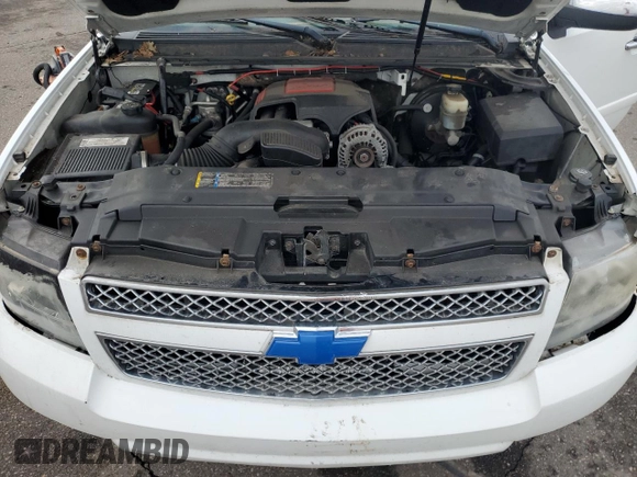 2007 Chevrolet Suburban LTZ with VIN 3GNFK16397G310902, listed as a Copart auction lot 52375025 with 209,421 mi miles and Salvage Title. Bid and sale history available at carsss.com. Image 12.