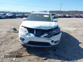 2015 Nissan Rogue SV with VIN 5N1AT2MV4FC905034, listed as a IAAI auction lot 41696720 with 170,132 mi miles. Bid and sale history available at carsss.com. Image 12.