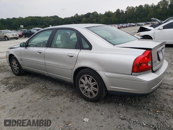 2005 Volvo S80 with VIN YV1TS592351410022, listed as a Copart auction lot 71166454 with 168,140 mi miles and Salvage Title. Bid and sale history available at carsss.com. Image 2.