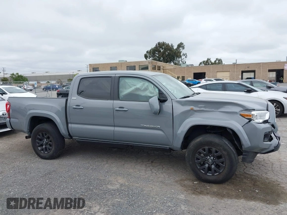 2021 Toyota Tacoma SR z VIN 3TMCZ5AN1MM422937, wystawiony jako IAAI lot #42067866 z przebiegiem 33 232 mil mil oraz . Historia ofert i sprzedaży dostępna na DreamBid. Obrazek 13.
