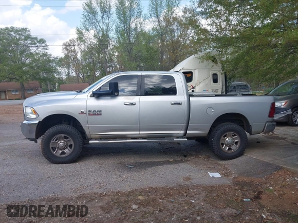 2016 Ram 2500 SLT with VIN 3C6UR5DL9GG210991, listed as a IAAI auction lot 41832164 with 215,098 mi miles. Bid and sale history available at carsss.com. Image 15.