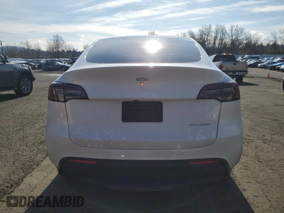 2023 Tesla Model Y Long Range with VIN 7SAYGDEE5PF831826, listed as a Copart auction lot 43752525 with 22,337 mi miles and Salvage Title. Bid and sale history available at DreamBid. Image 6.