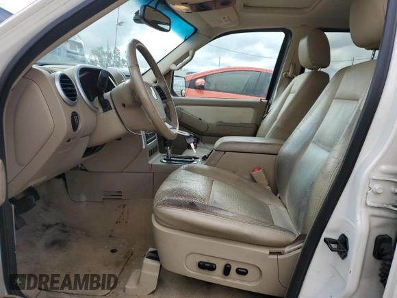 2008 Mercury Mountaineer Premier z VIN 4M2EU38E28UJ12342, wystawiony jako Copart lot #49154215 z przebiegiem 107 402 mil mil oraz Nie do naprawy • Non repairable. Historia ofert i sprzedaży dostępna na DreamBid. Obrazek 7.