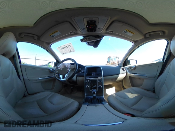 2016 Volvo XC60 T5 Drive-E Premier с VIN YV440MDK3G2785324, выставлен на аукционе IAAI как лот 42215803 с пробегом 62 184 миль миль и . История ставок и продаж доступна на DreamBid. Изображение 18.