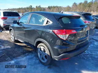 2022 Honda HR-V LX with VIN 3CZRU6H36NM718745, listed as a IAAI auction lot 41442783 with 30,598 mi miles. Bid and sale history available at carsss.com. Image 3.