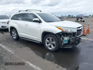 2016 Toyota Highlander Limited with VIN 5TDDCRFH1GS015205, listed as a IAAI auction lot 41465886 with 207,661 mi miles and . Bid and sale history available at DreamBid. Image 1.
