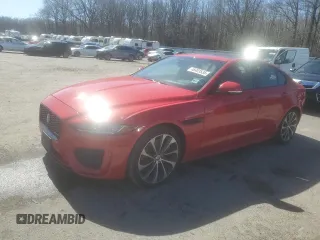 2020 Jaguar XE R-Dynamic S z VIN SAJAT4GX3LCP58893, wystawiony jako Copart lot #48403535 z przebiegiem 72 846 mil mil oraz Szkody całkowita. Historia ofert i sprzedaży dostępna na DreamBid. Obrazek 1.
