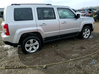 2012 Jeep Patriot Sport with VIN 1C4NJPBBXCD511285, listed as a Copart auction lot 49825915 with 197,269 mi miles and Salvage Title. Bid and sale history available at DreamBid. Image 14.