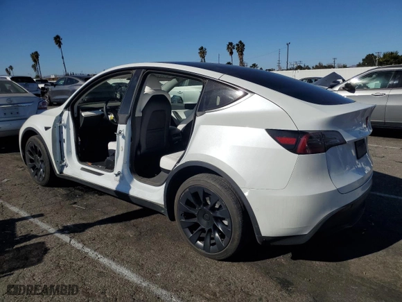 2022 Tesla Model Y Long Range with VIN 7SAYGDEE2NF446320, listed as a Copart auction lot 42357275 with 46,920 mi miles and Salvage Title. Bid and sale history available at carsss.com. Image 2.