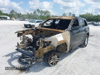 2024 Jeep Grand Cherokee Laredo X with VIN 1C4RJGAGXRC187574, listed as a IAAI auction lot 42234322 with Not provided miles and . Bid and sale history available at DreamBid. Image 17.