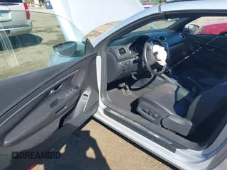 2010 Volkswagen Eos Komfort с VIN WVWBA7AH1AV023634, выставлен на аукционе IAAI как лот 40635291 с пробегом 42 152 миль миль и . История ставок и продаж доступна на DreamBid. Изображение 5.