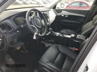 2021 Volvo XC90 Momentum z VIN YV4102PK1M1699109, wystawiony jako Copart lot #46104045 z przebiegiem Nie podano mil oraz Szkoda całkowita • Salvage title. Historia ofert i sprzedaży dostępna na DreamBid. Obrazek 7.