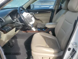 2015 Kia Sorento EX z VIN 5XYKU4A74FG638111, wystawiony jako Copart lot #59790905 z przebiegiem 81 056 mil mil oraz Szkoda całkowita • Salvage title. Historia ofert i sprzedaży dostępna na DreamBid. Obrazek 7.