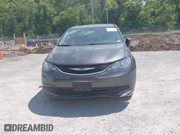 2017 Chrysler Pacifica Touring with VIN 2C4RC1DG4HR770716, listed as a IAAI auction lot 42647418 with 75,958 mi miles and . Bid and sale history available at DreamBid. Image 12.