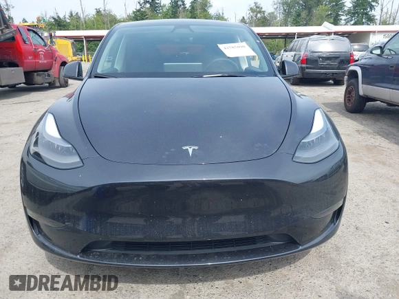 2024 Tesla Model Y с VIN 7SAYGDEDXRF054960, выставлен на аукционе IAAI как лот 42585098 с пробегом 17 703 миль миль и . История ставок и продаж доступна на DreamBid. Изображение 11.