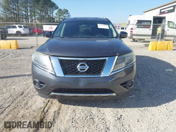 2014 Nissan Pathfinder SV z VIN 5N1AR2MN4EC654030, wystawiony jako IAAI lot #41797650 z przebiegiem 129 731 mil mil oraz . Historia ofert i sprzedaży dostępna na DreamBid. Obrazek 6.
